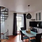 Charming In The Center Дом отдыха *