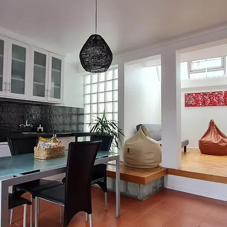 Charming In The Center Σπίτι διακοπών Πόντα Ντελγκάντα