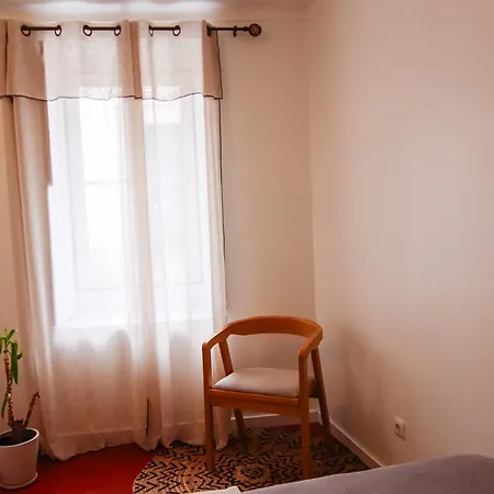 Charming In The Center